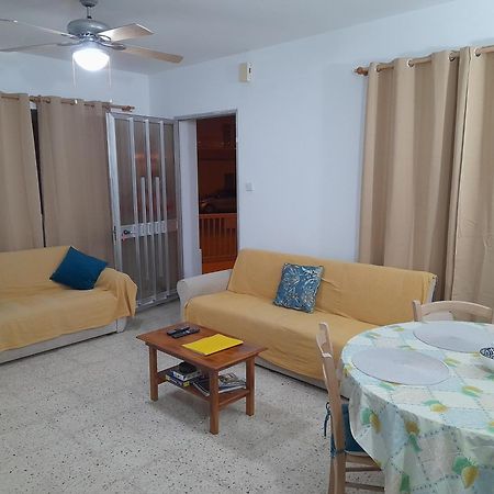 Sunshine Holiday Apartment 4 Next To The Sea St. Paul's Bay Buitenkant foto