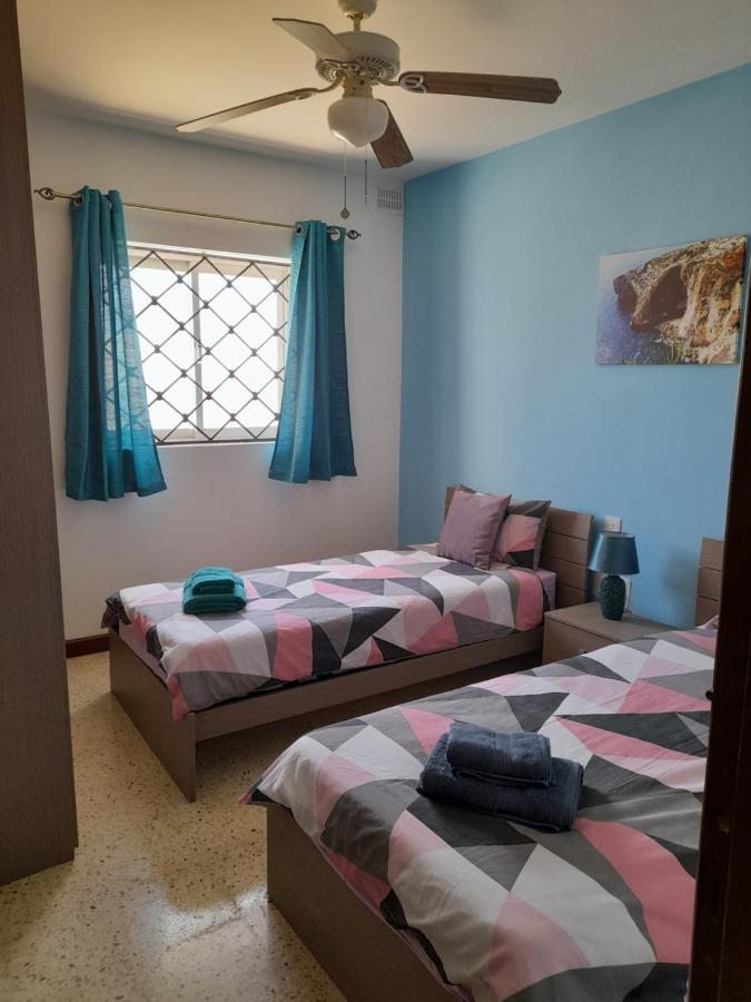 Sunshine Holiday Apartment 4 Next To The Sea St. Paul's Bay Buitenkant foto
